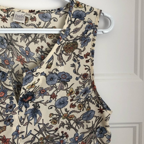 TWIK (Simons) Floral Sleeveless Dress - Picture 3 of 4